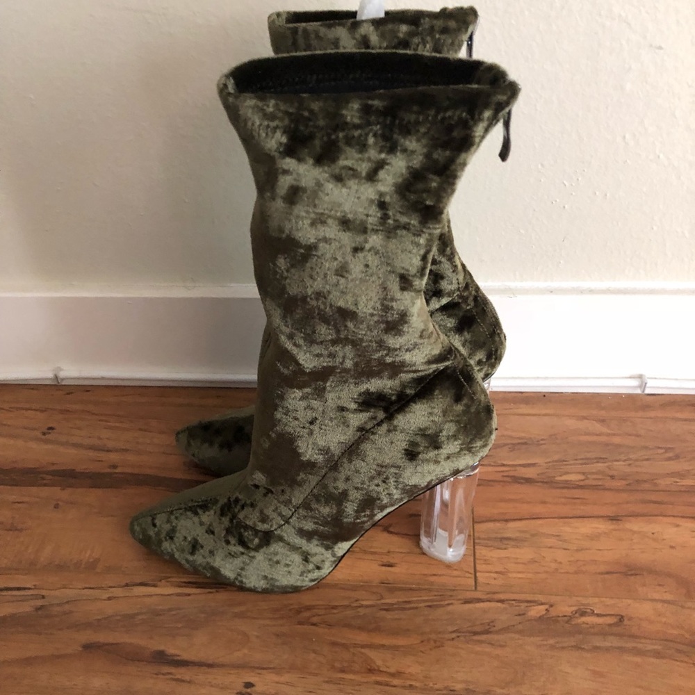 Trendy Velvet-Like Ankle Boots